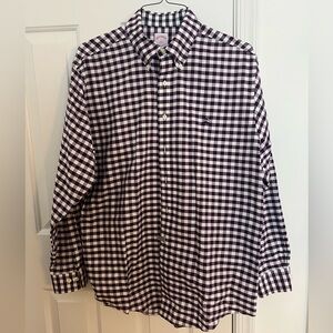 Men's Brooks Brothers size LARGE  Shirt - plum and White